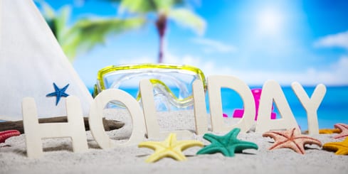Blogs/Contact beach holiday picnic